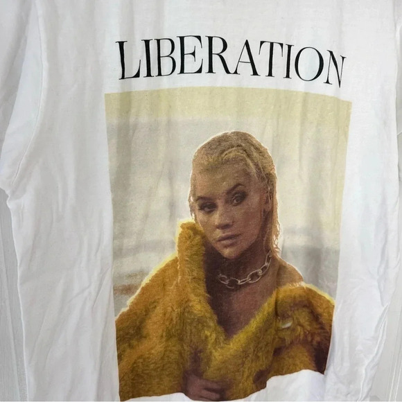 The Thread Shop L Christina Aguilera Liberation white t-shirt - Picture 3 of 5